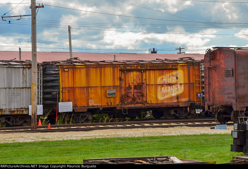 URTX Oscar Mayer Ice Refrigerator Car